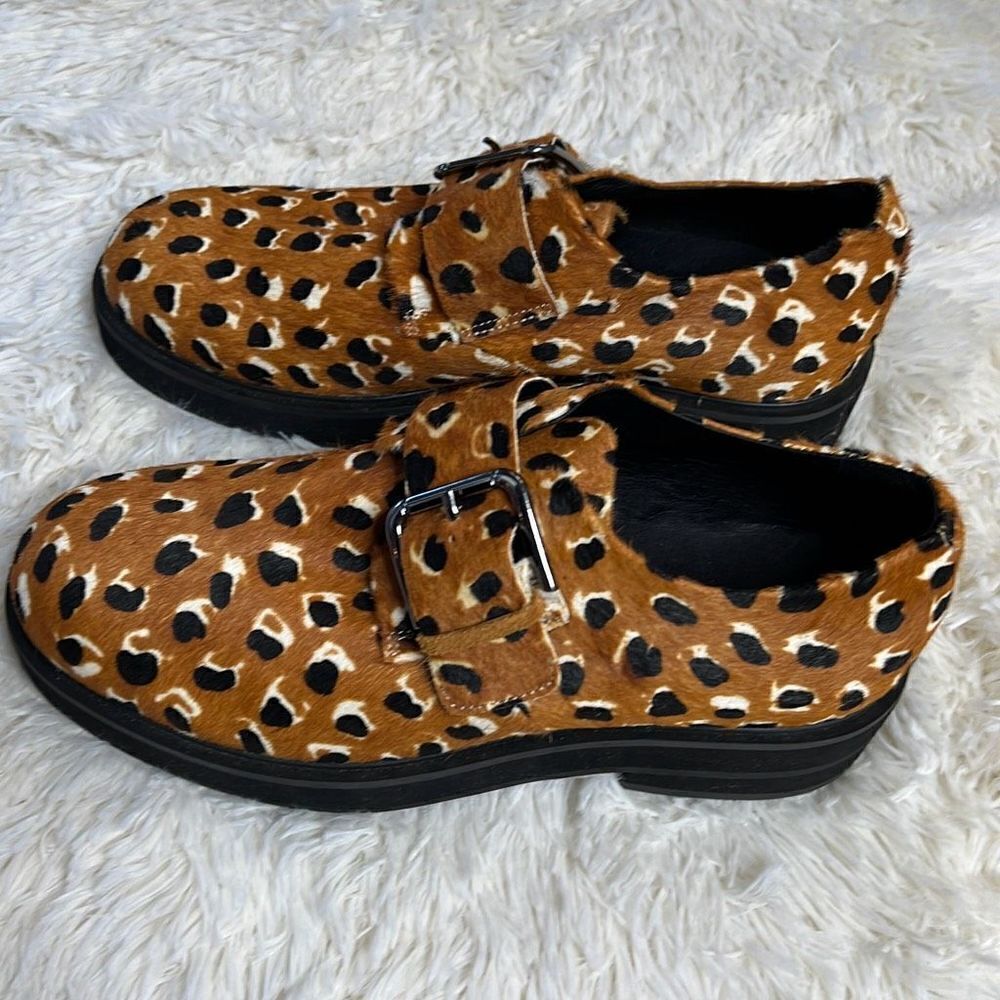Intentionally Blank Reece Shoes Tan Cheetah - Picture 3 of 9
